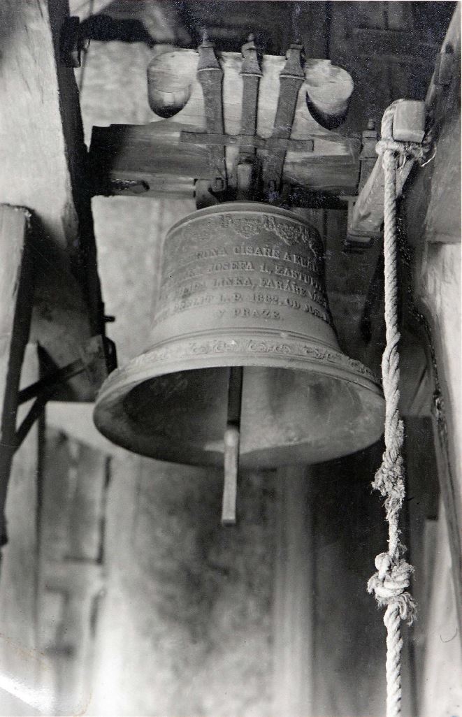 Rozstřelen za Pražského povstání 7. 5. 1945 (foto z archivu Petra Rudolfa Manouška)